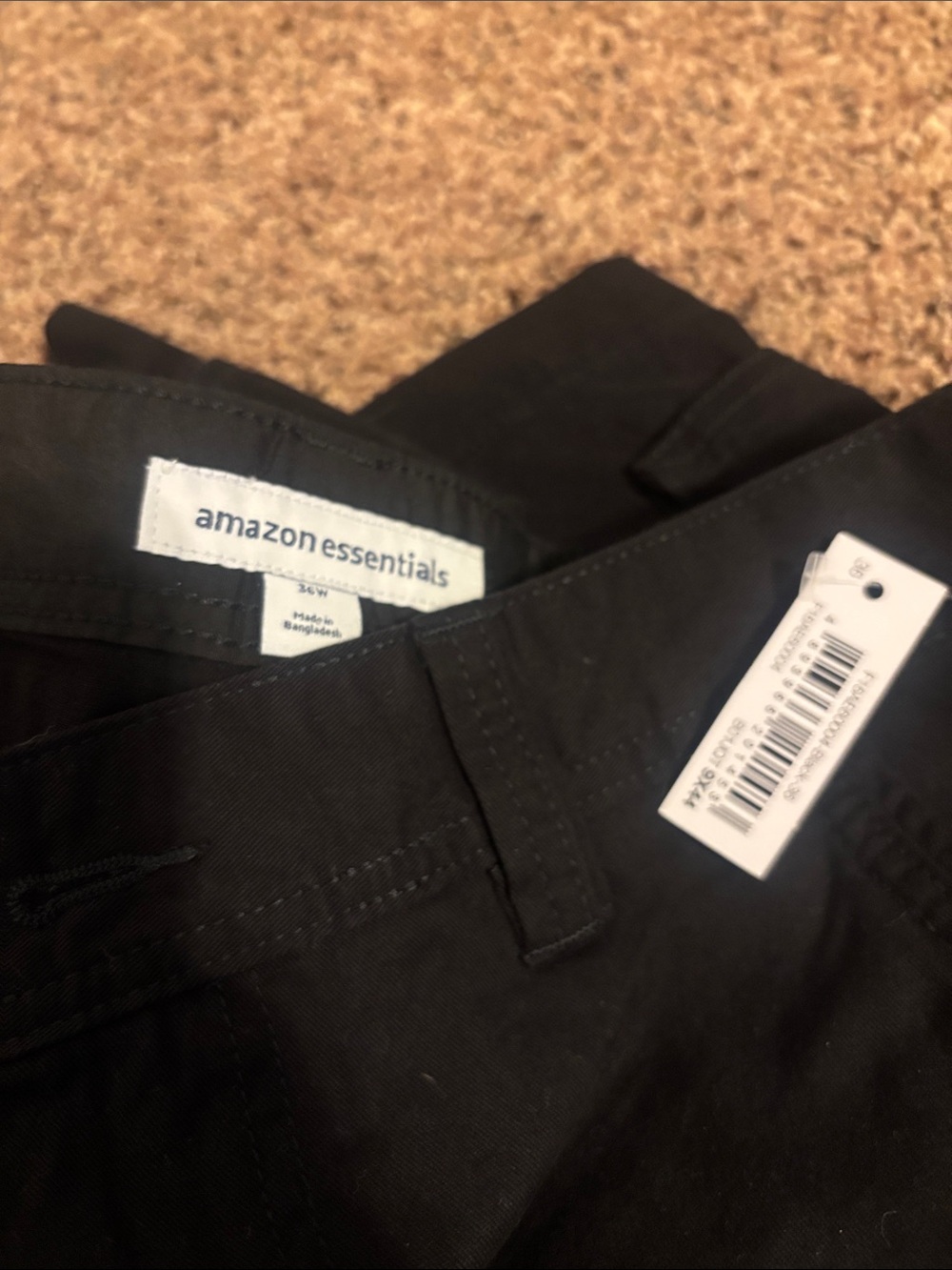 Amazon Essentials Men’s Black Straight Jeans